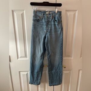 Women’s levi jeans